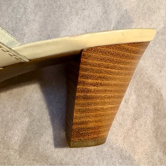 Anne Klein Cream Sandals with Gold Accent - Picture 9 of 16